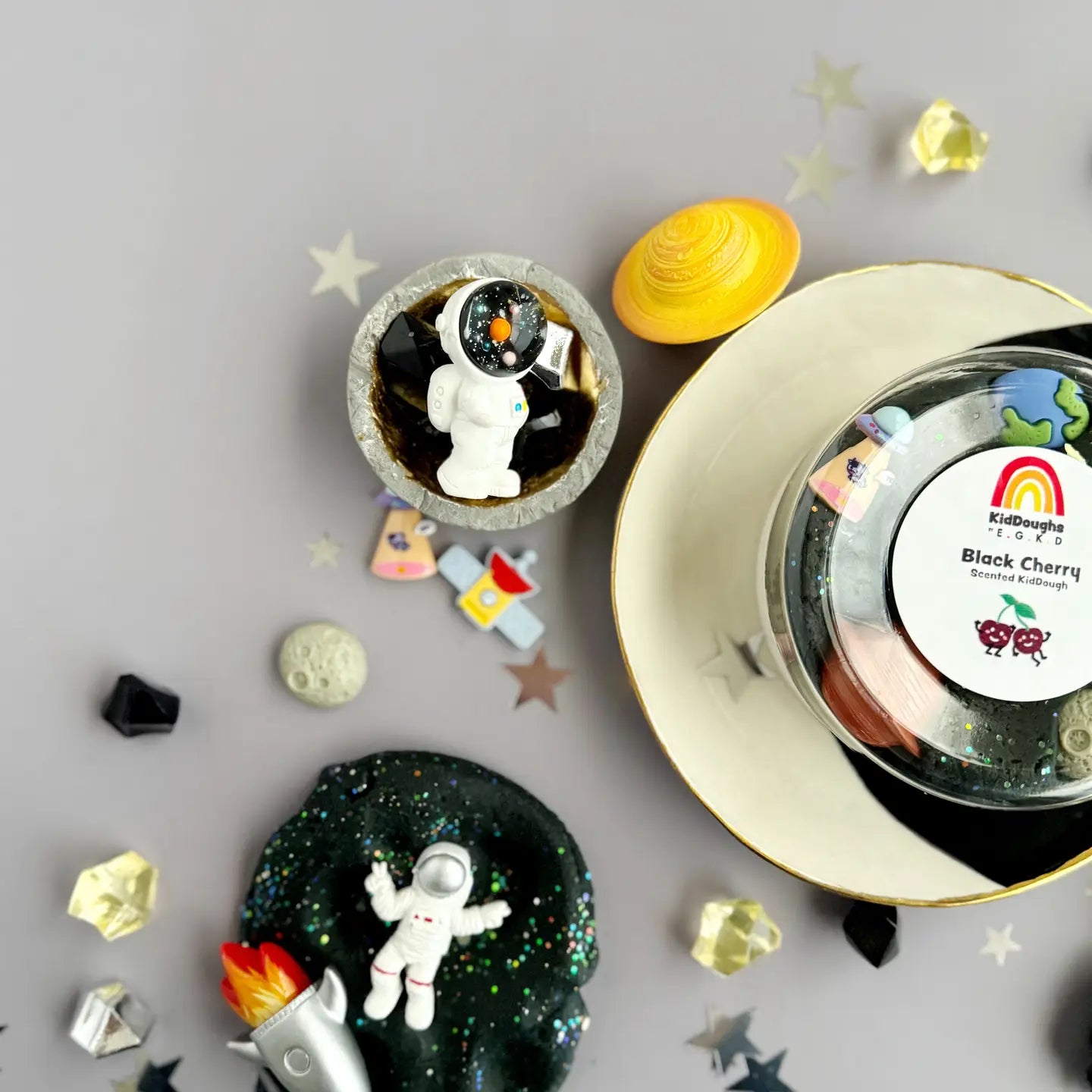 Space Playdough Sensory Kit