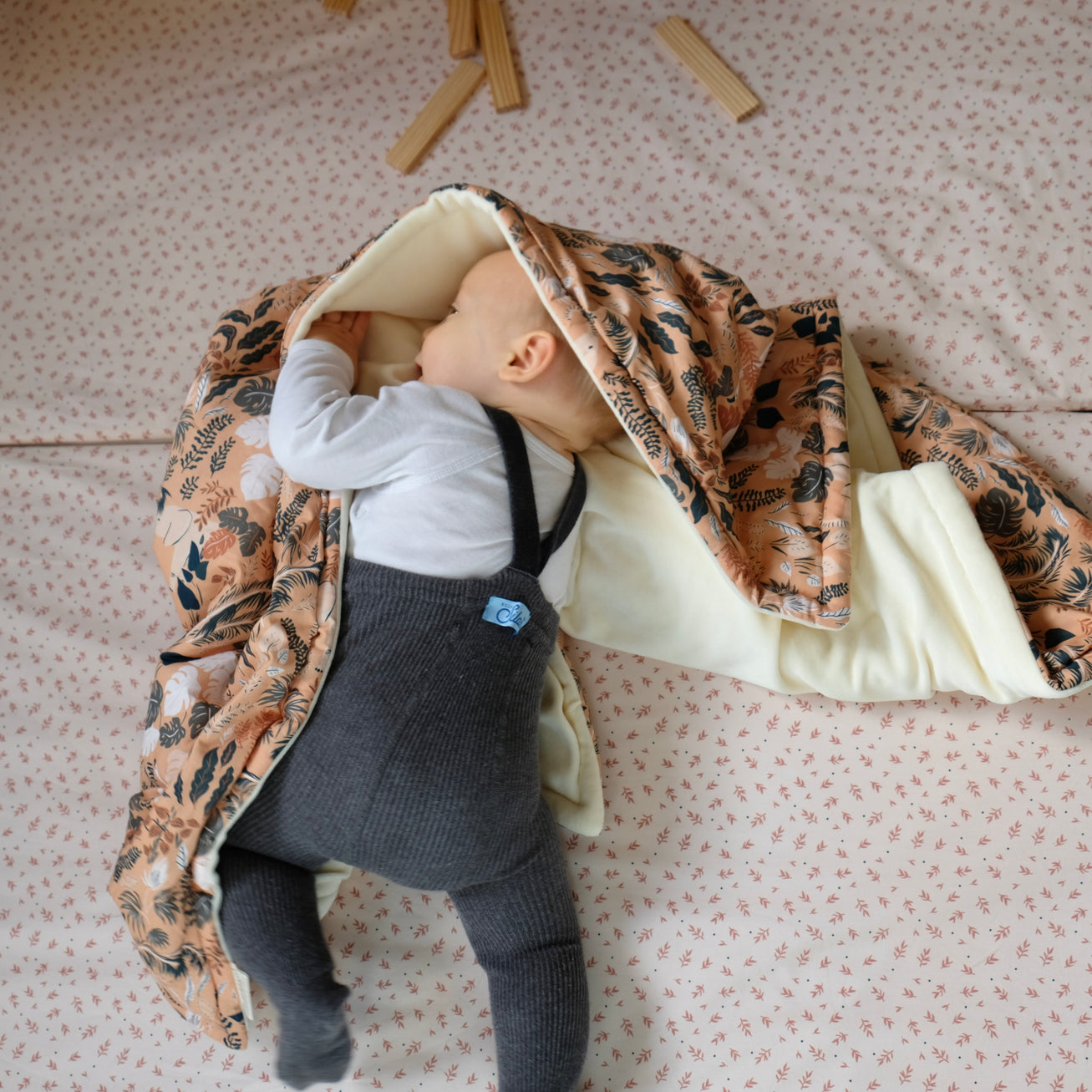 couverture bebe enfant douillette coloris saumon