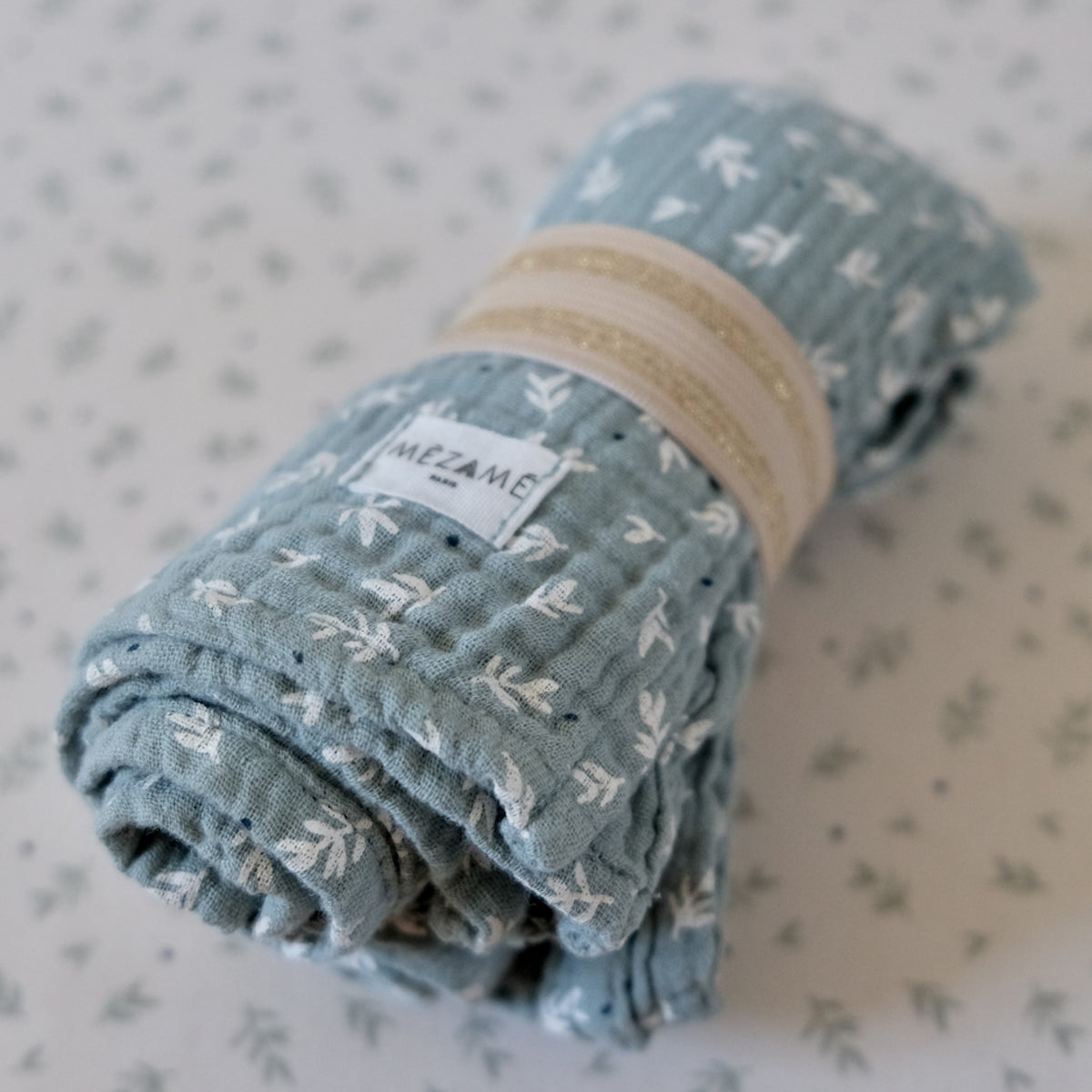 indispensable bébé lange coloris sauge