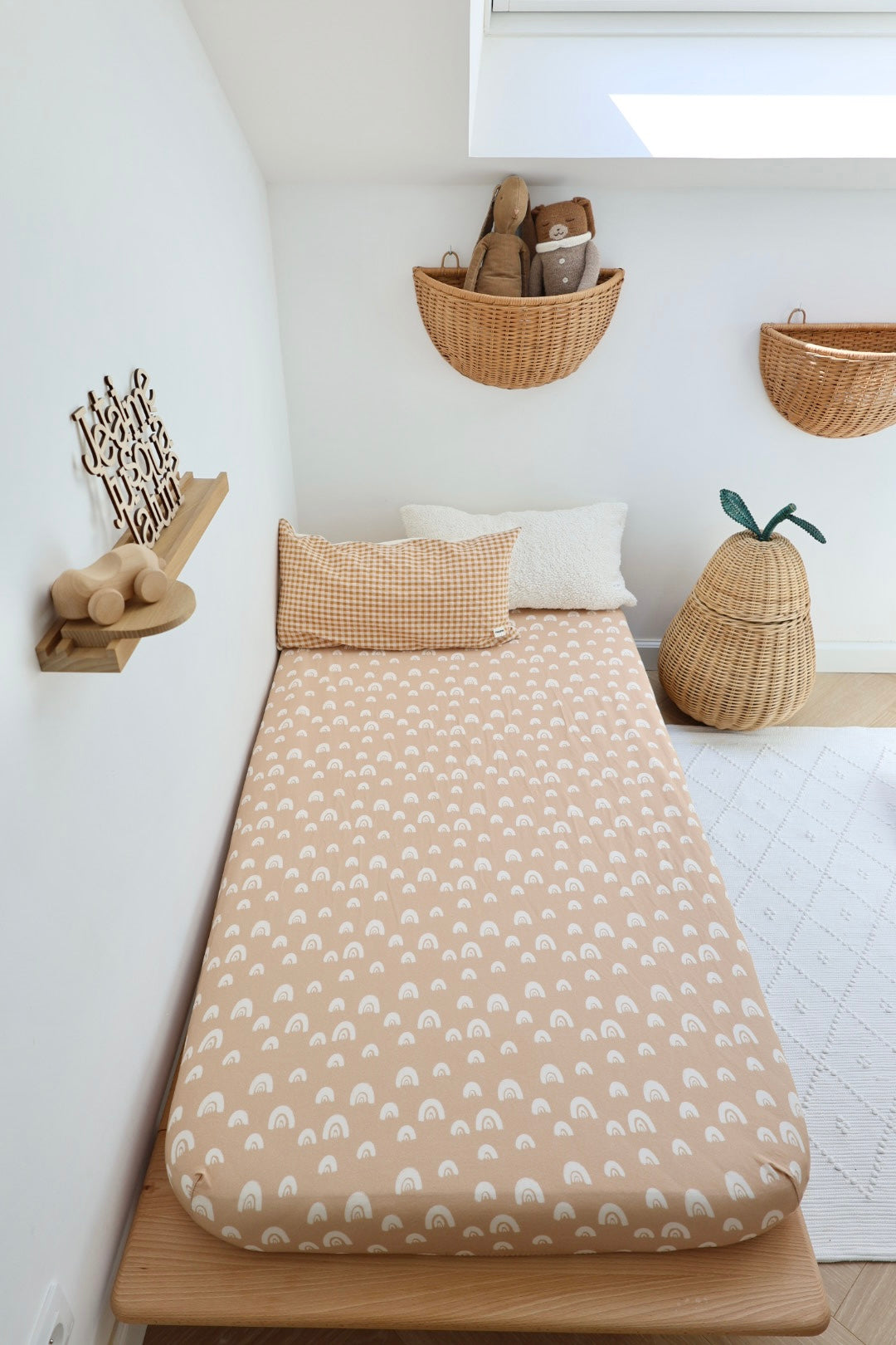 Peach Arc Fitted Sheet
