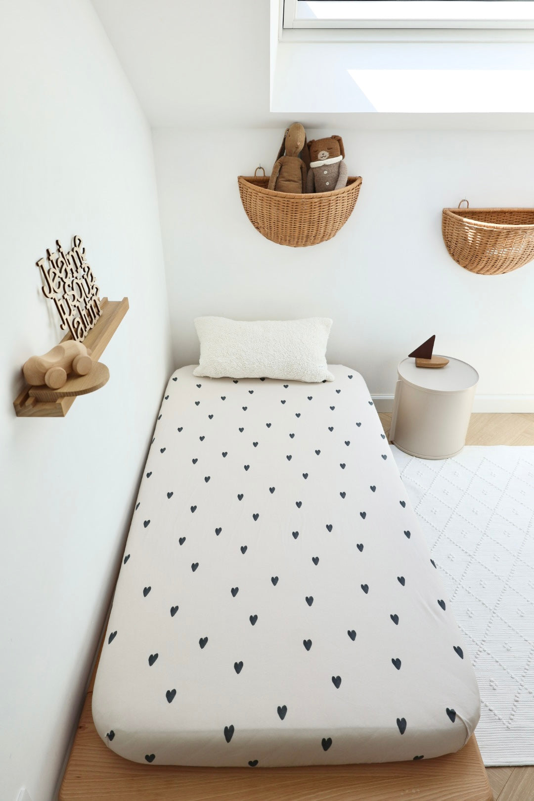 Love Affair Chalk Fitted Sheet