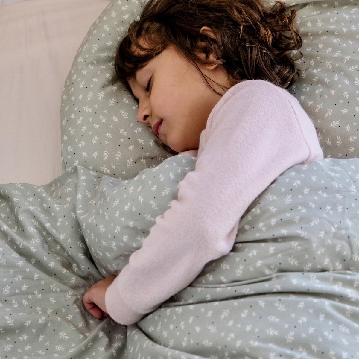 parure linge de lit bébé enfant en jersey tout doux coloris sauge