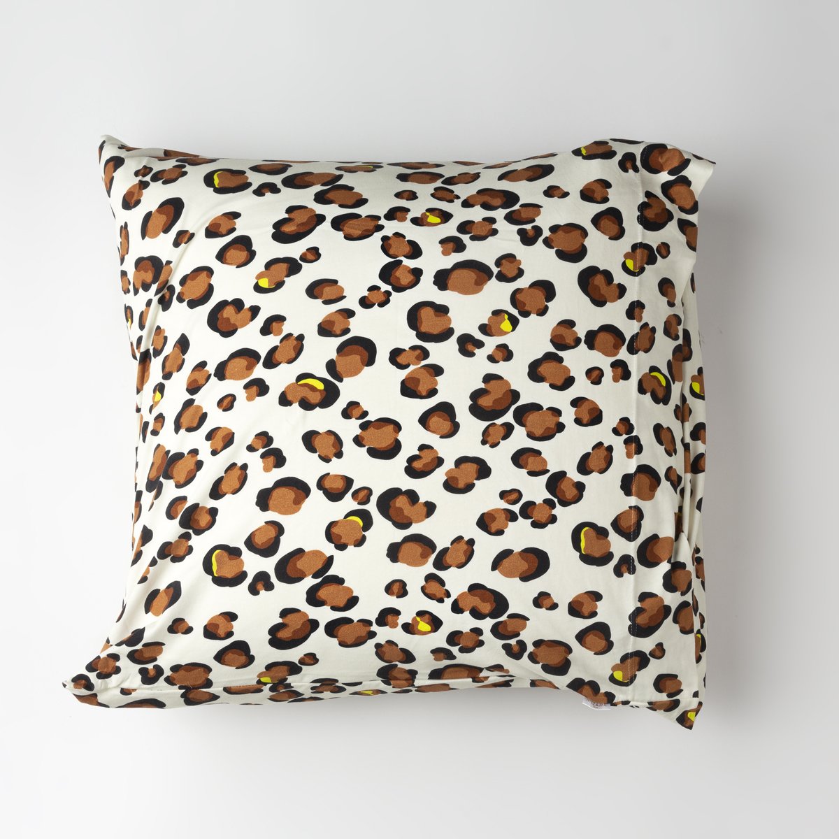 parure linge de lit jersey enfant bébé motif léopard oreiller carré