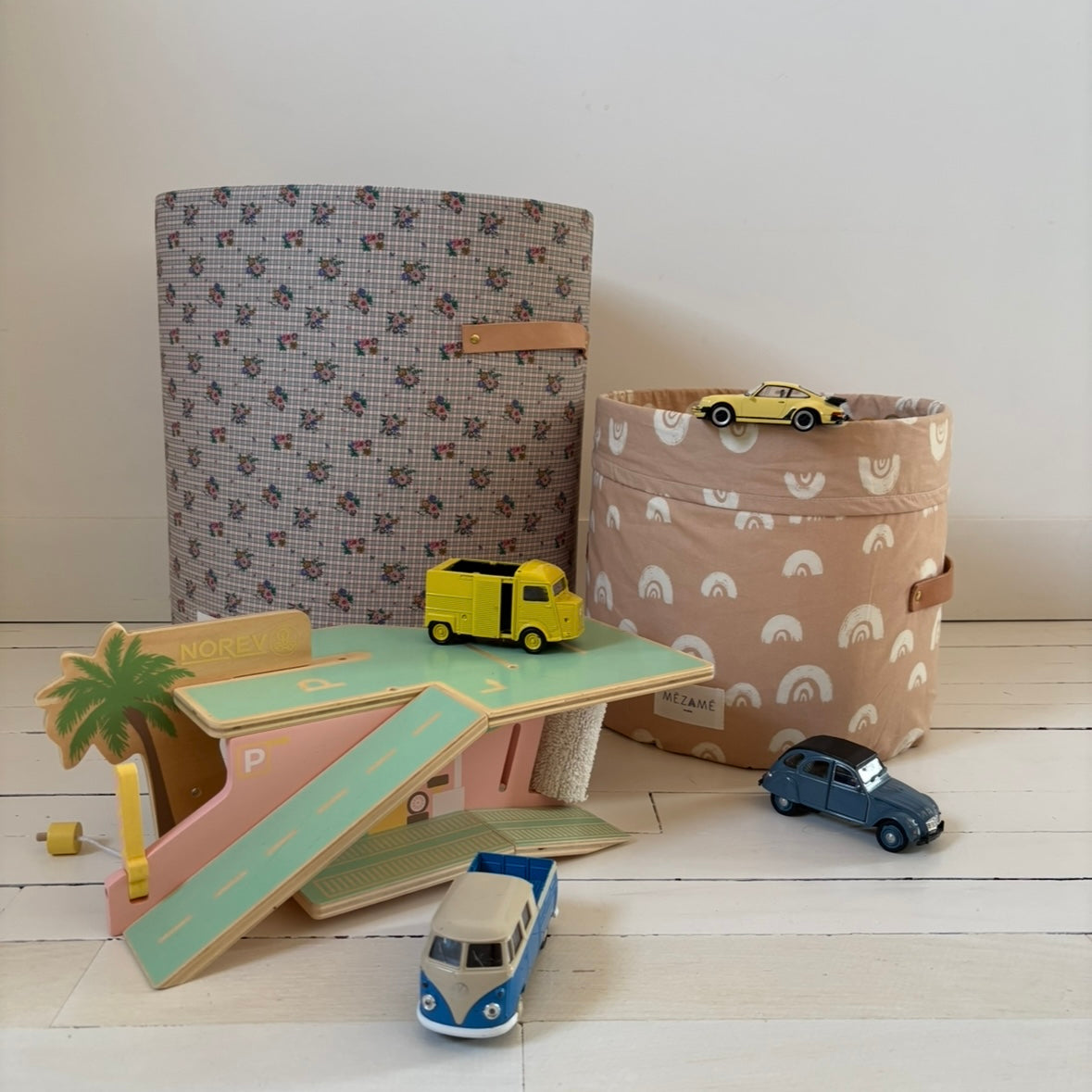 panier rangement jouets enfants arc en ciel 