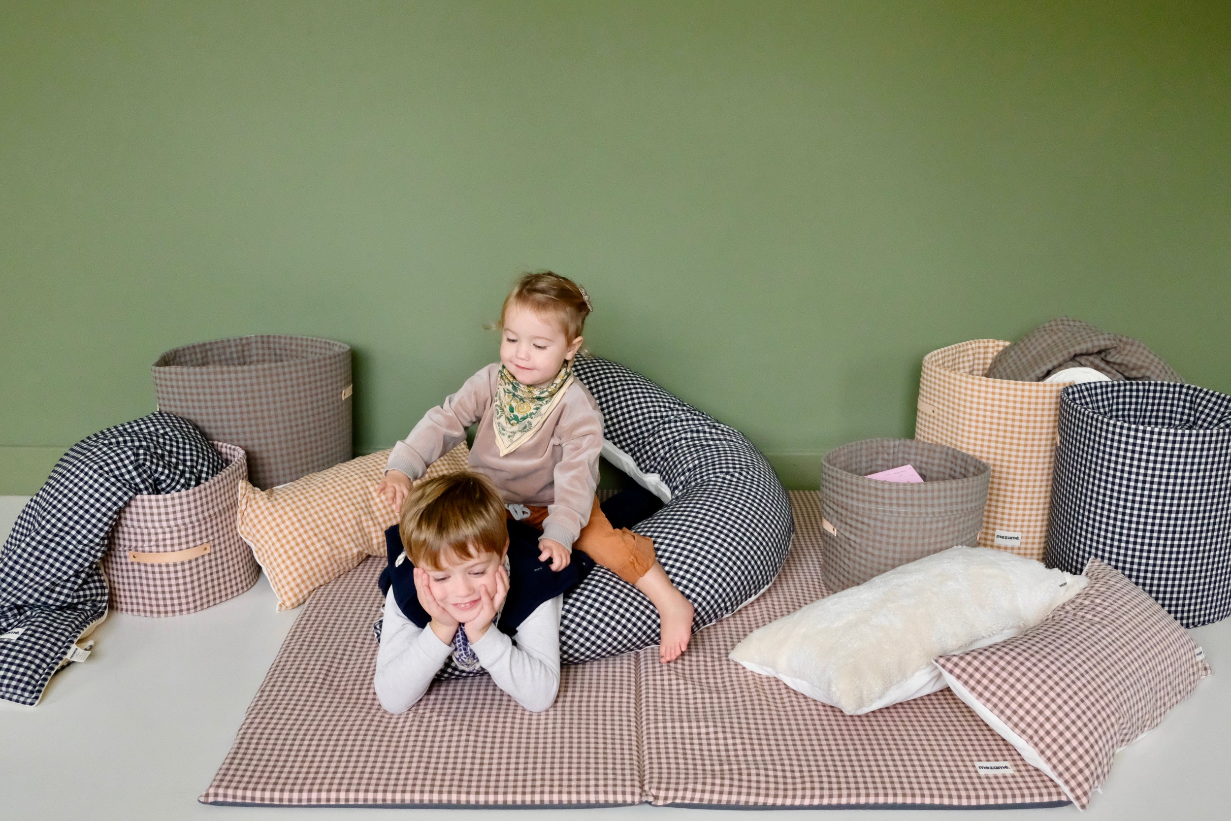 <p><em>New :</em></p><p> <strong>THE VICHY</strong></p>