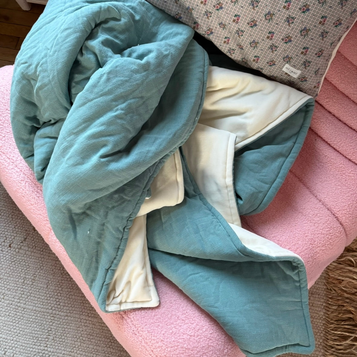 couverture maxi douillette toute douce bleu baltique 