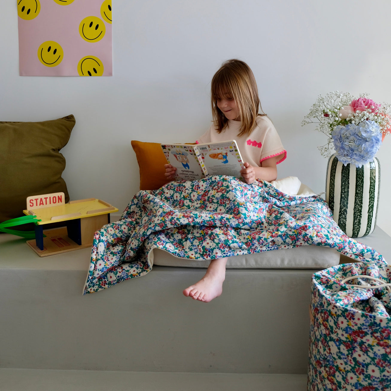 Folk Blanket
