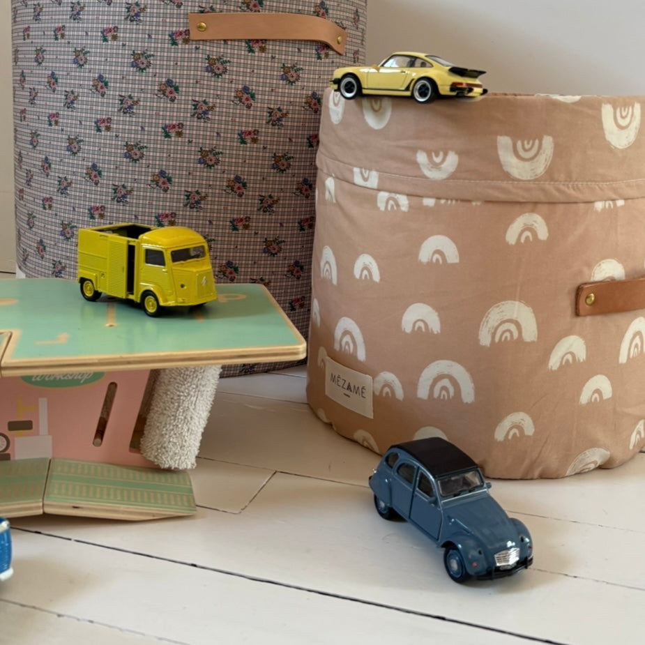panier rangement jouets enfants arc en ciel 