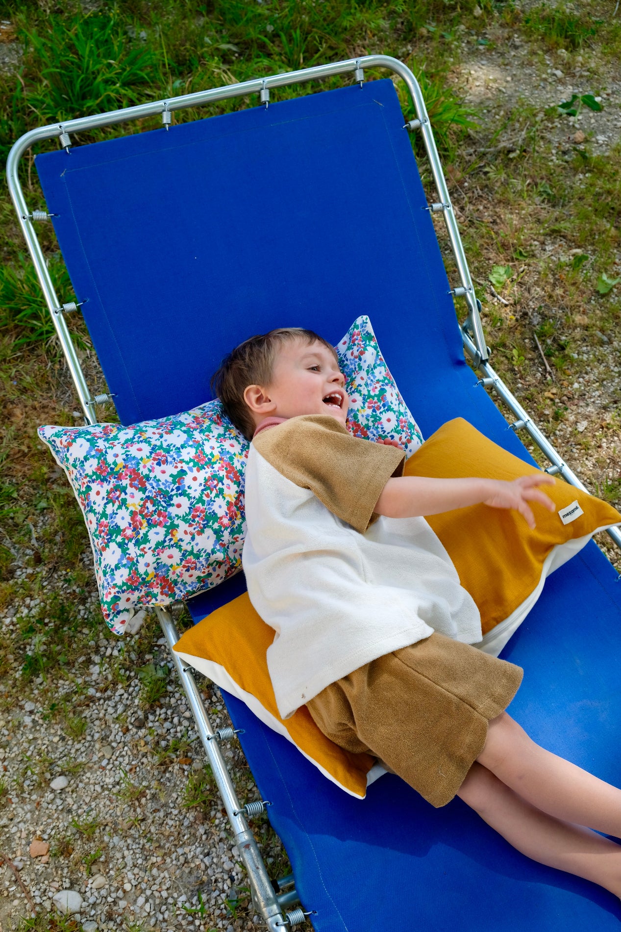Coussin +One Folk