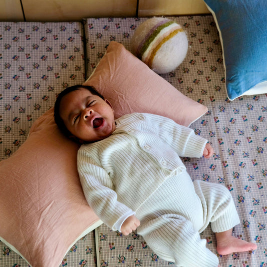 +One Praline Cushion