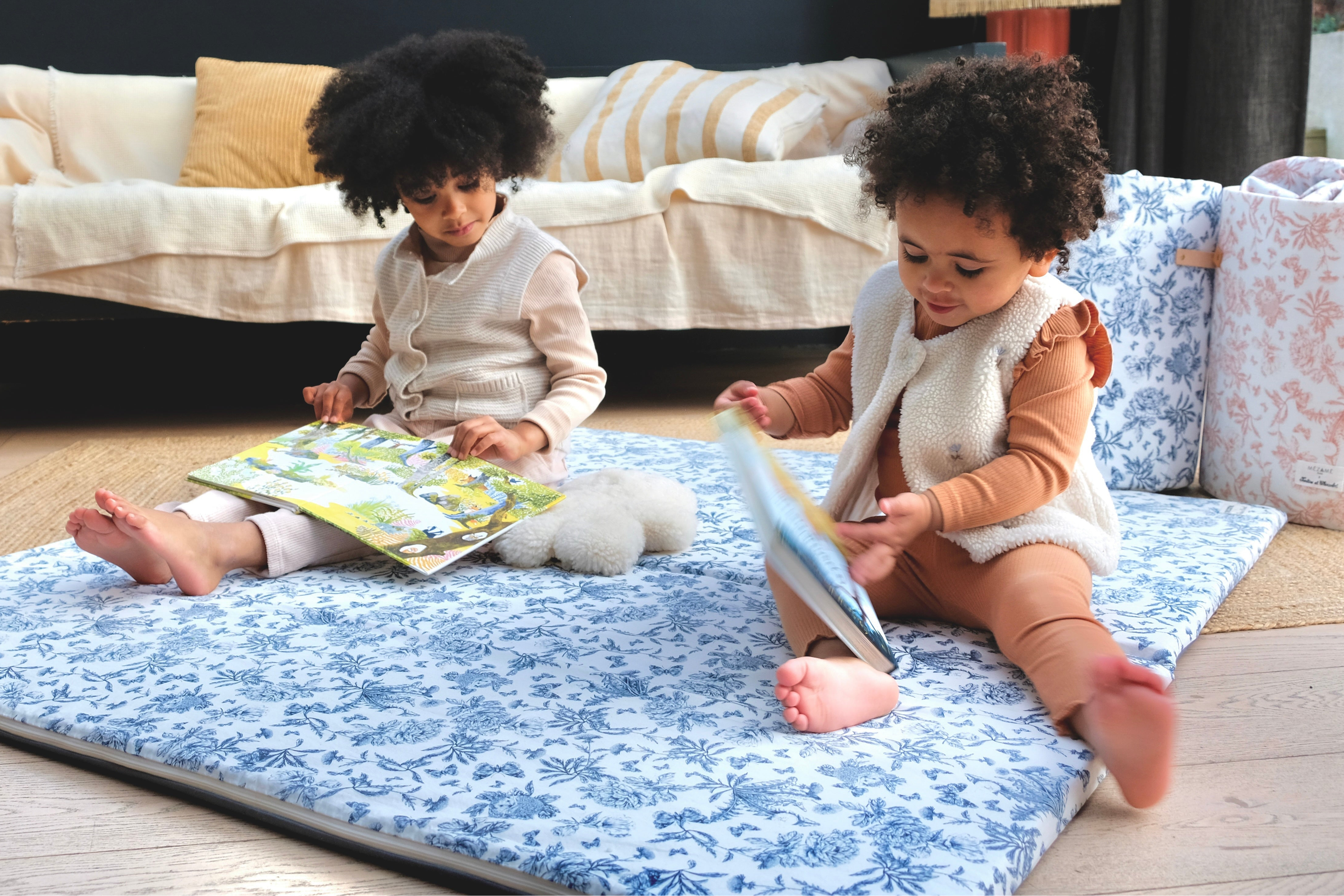 <p><em>Nouveau :</em></p><p><strong>TARTINE & CHOCOLAT BLEU</strong></p>