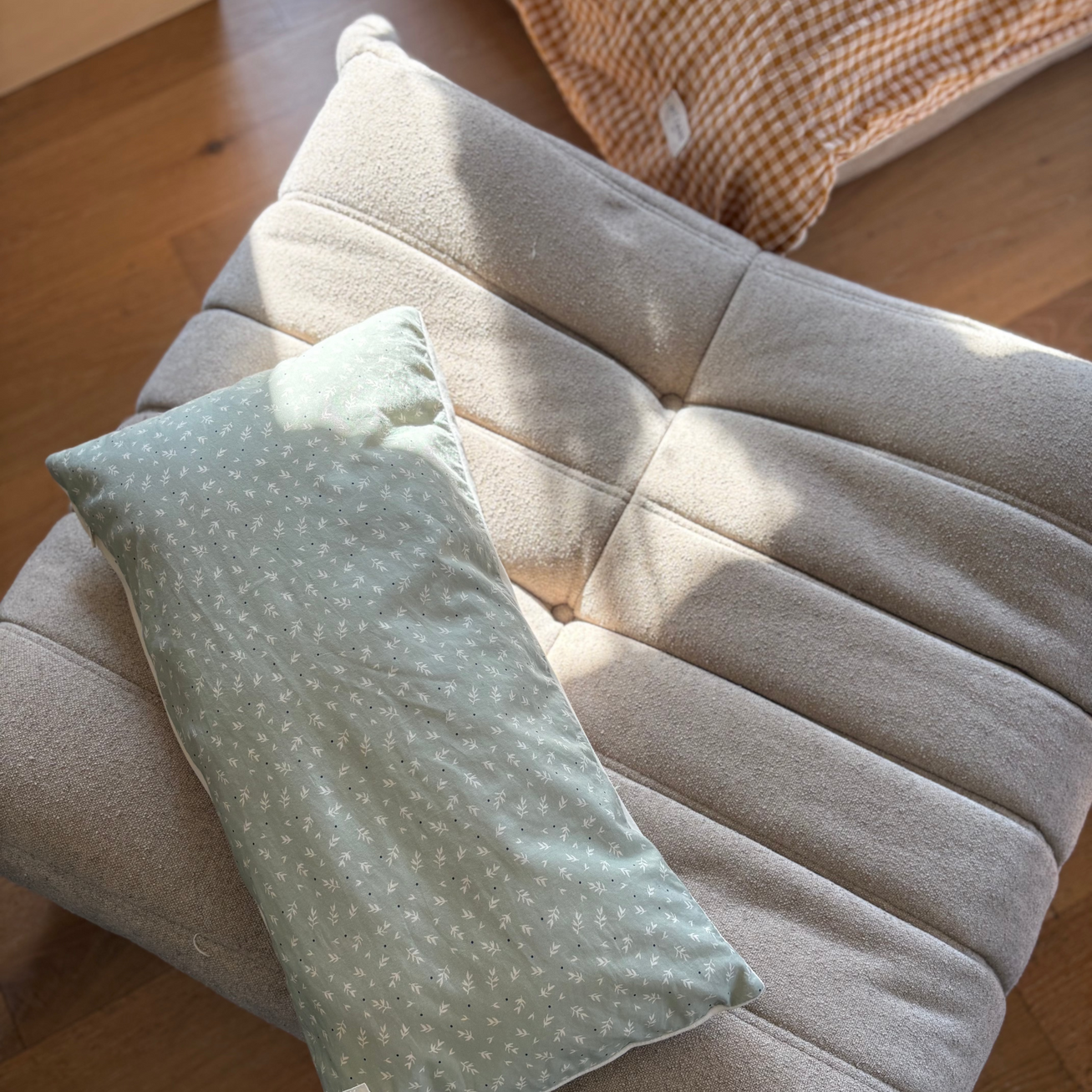coussin vert sauge tout doux 