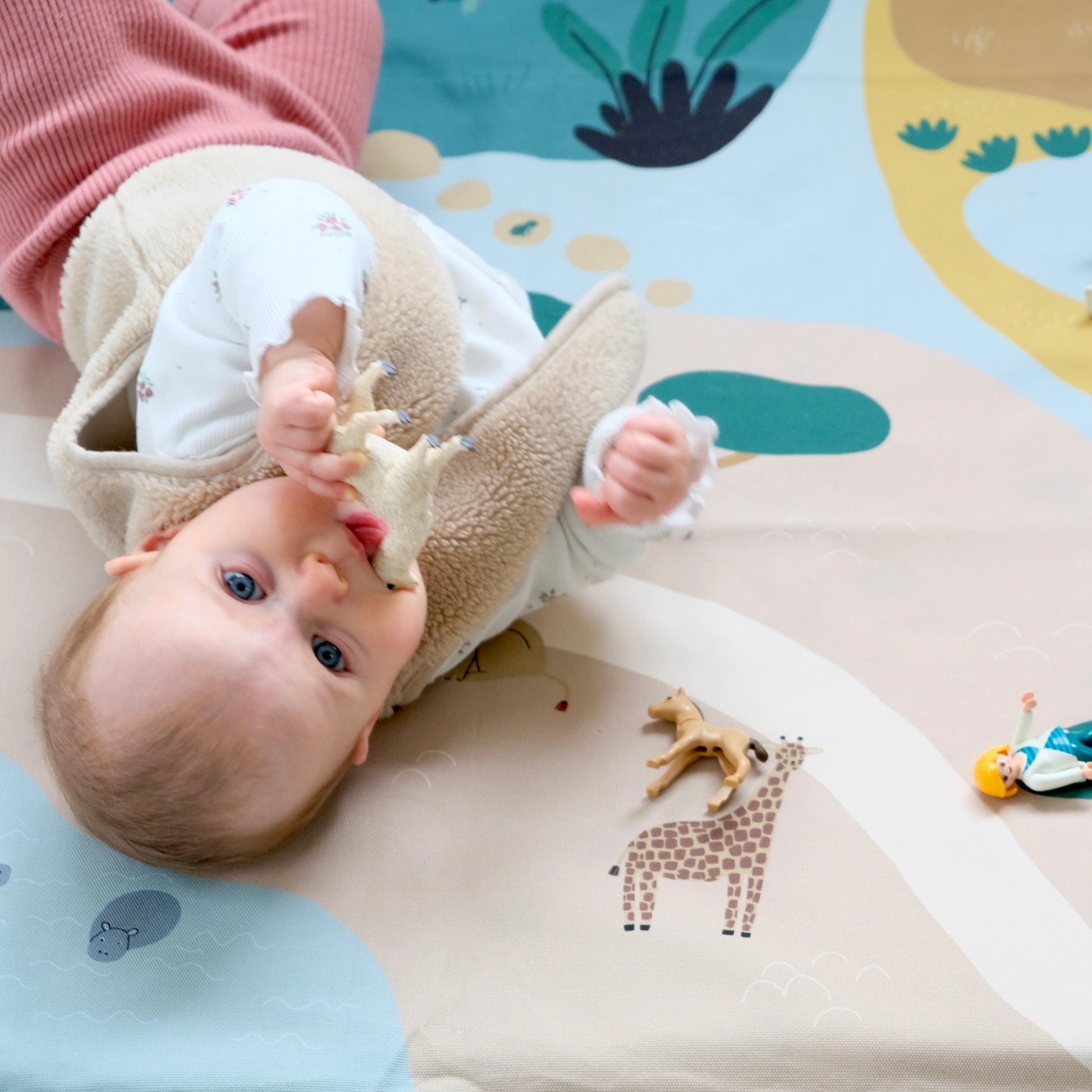 housse jeux à enfiler pour tapis d eveil motricite activite bebe enfant decouverte et education