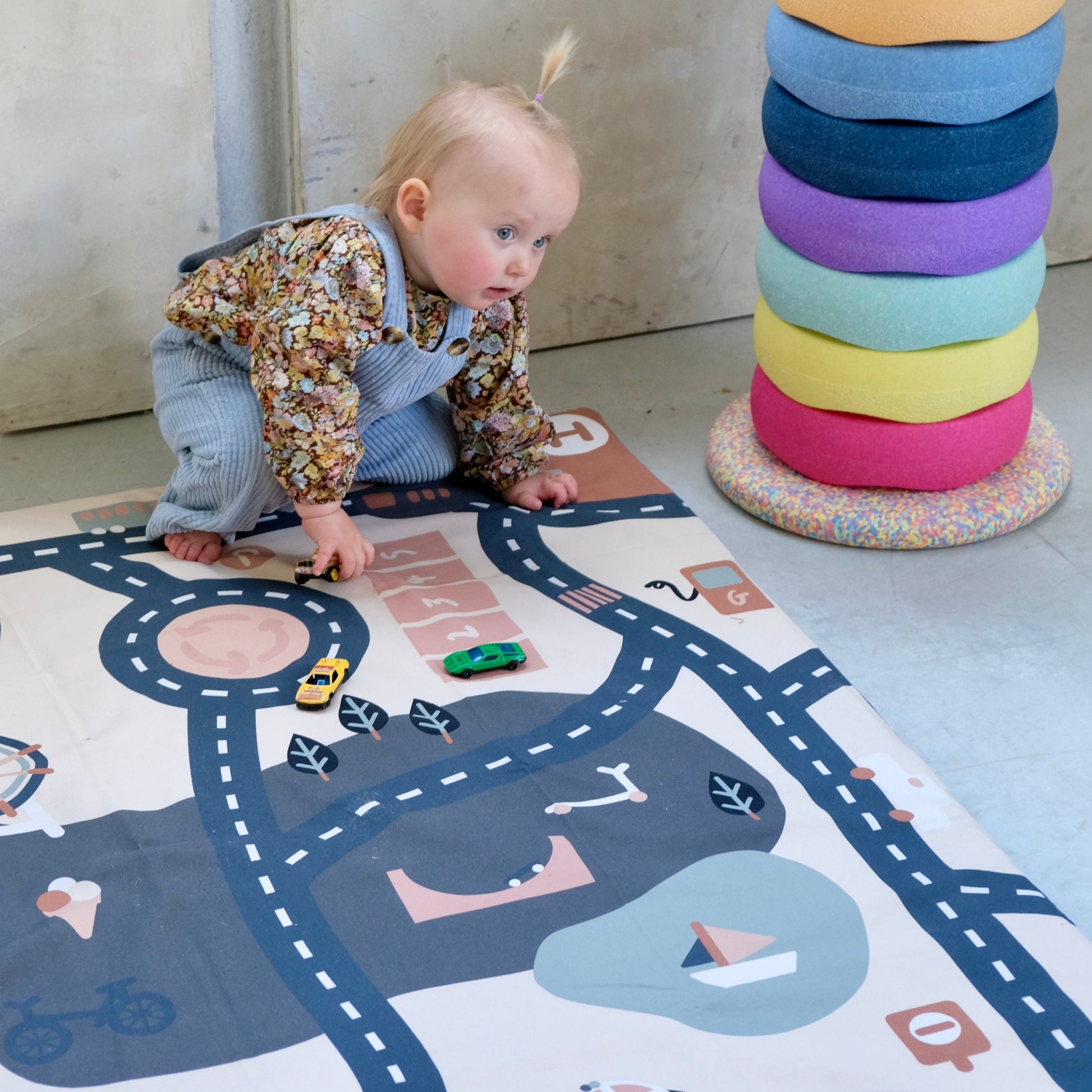 housse circuit à enfiler pour tapis d eveil motricite activite bebe enfant voitures mixte