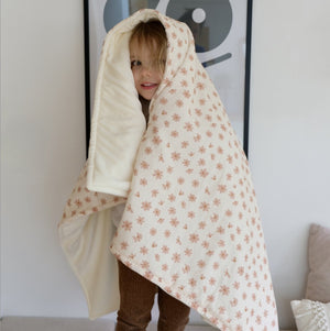 couverture enfant toute douce fleuri 