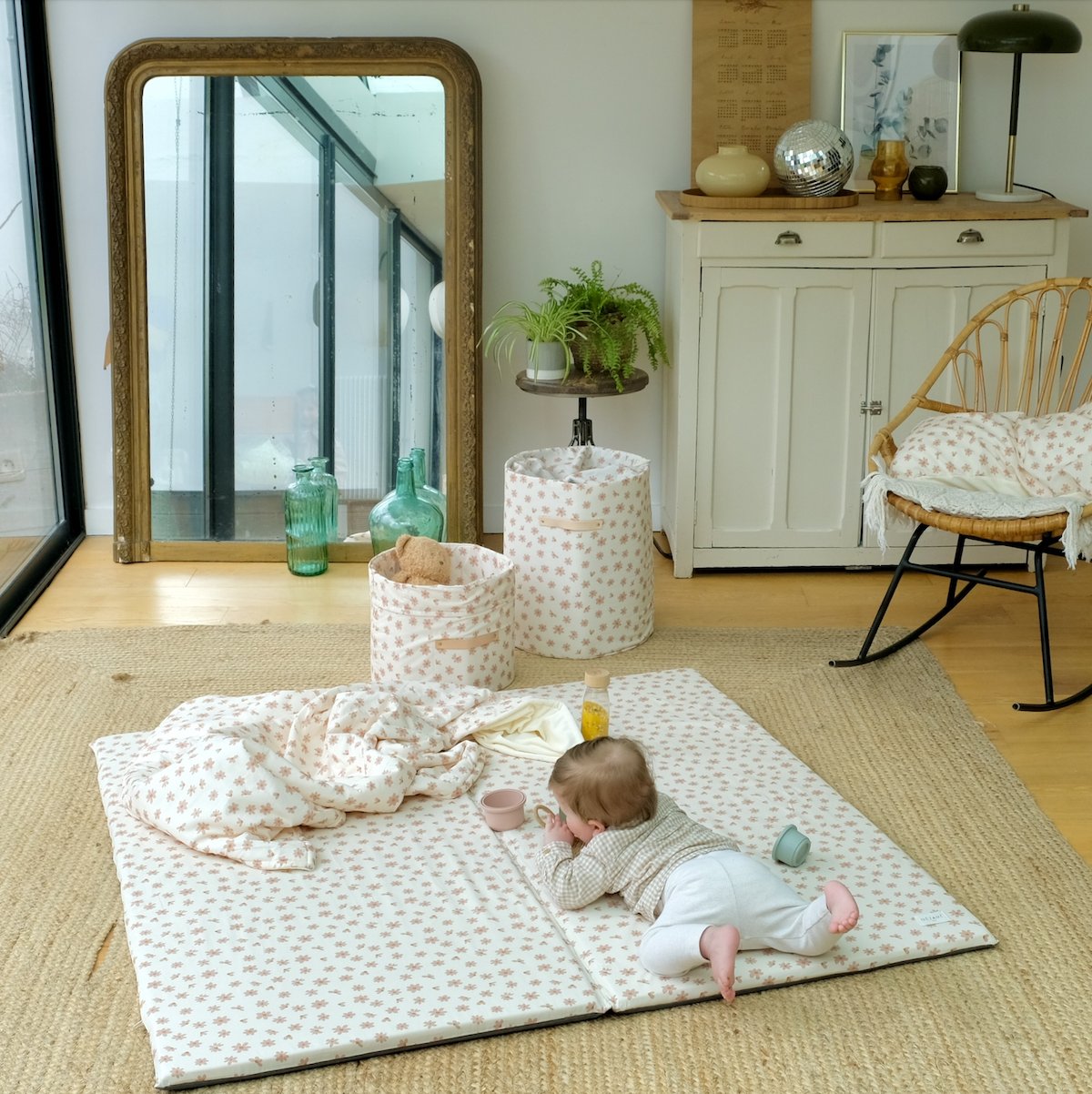 housse tapis d'eveil  bébé enfant fleuri 