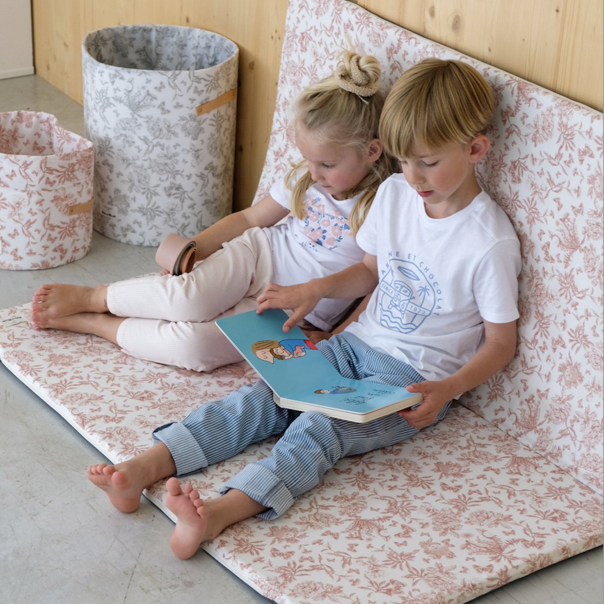 housse tapis d eveil motricite et jeux bebe enfant collaboration tartine&chocolat coloris rose