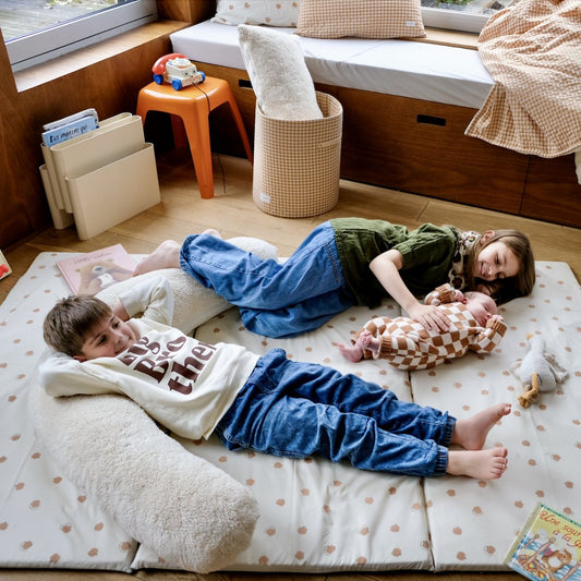 housse tapis motricite et jeux bebe enfant motif pomme d'amour 