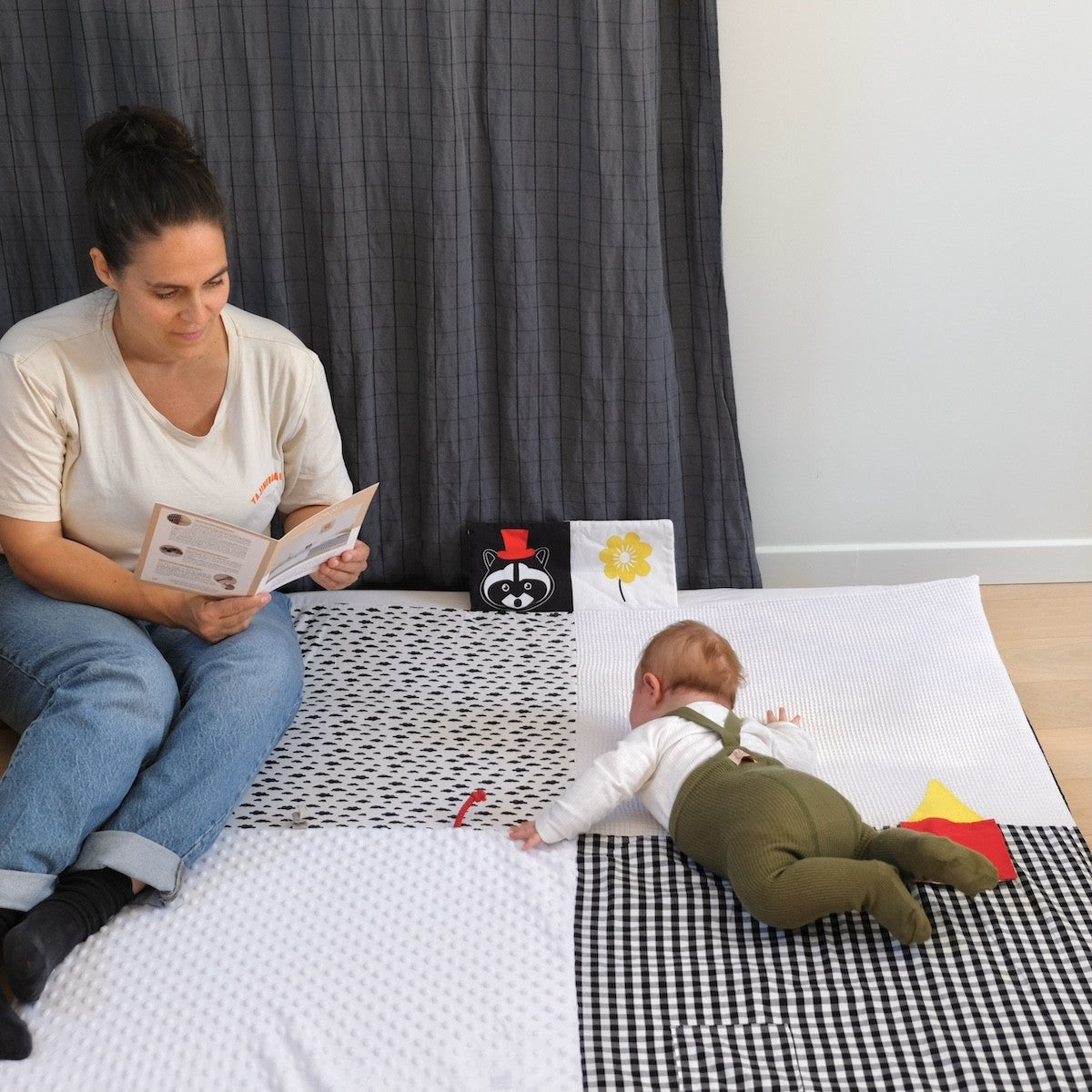 housse sensorielle montessori à enfiler pour tapis d eveil motricite activite bebe enfant