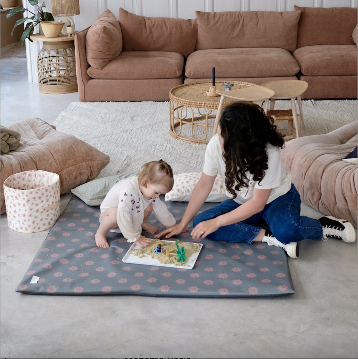 housse waterproof à enfiler pour tapis d eveil motricite et jeux bebe enfant 
 imprimé soleil