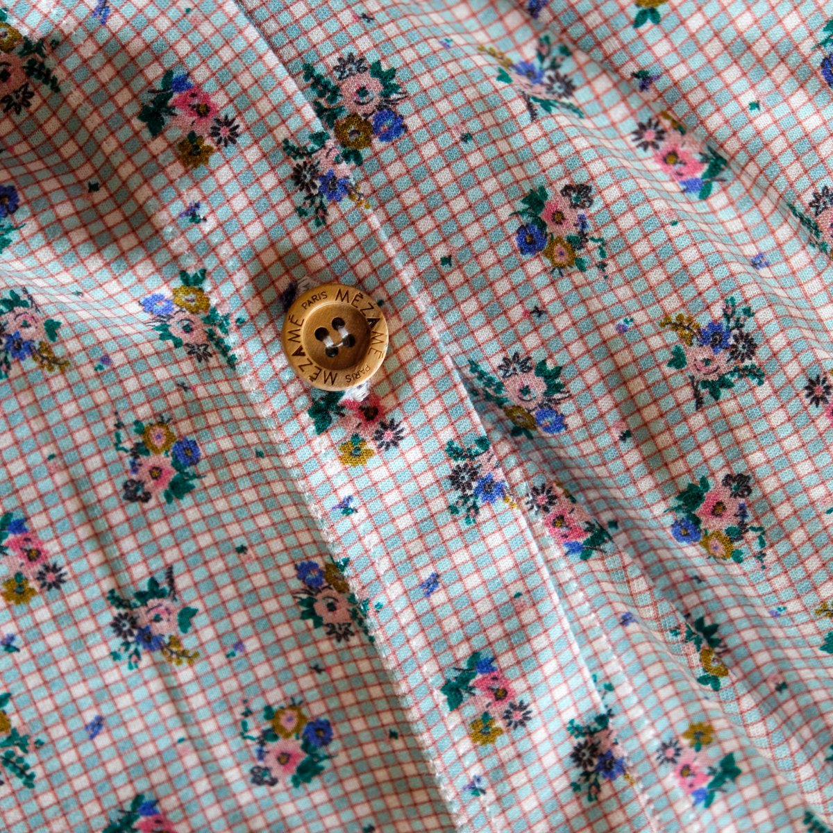 parure linge de lit enfant bébé jersey tout doux imprimé fleurs et carreaux boutons et zip