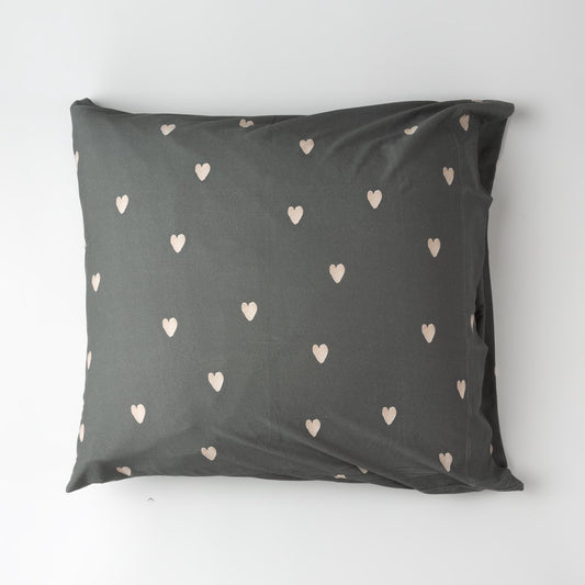 taie d'oreiller format carre motif coeur