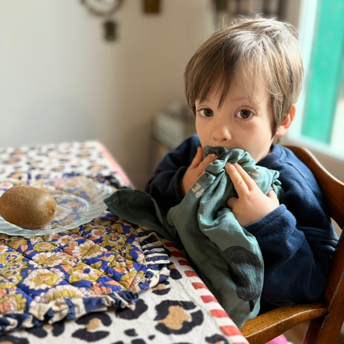 lange gaze de coton indispensable maternité cadeau de naissance imprimé fruits 