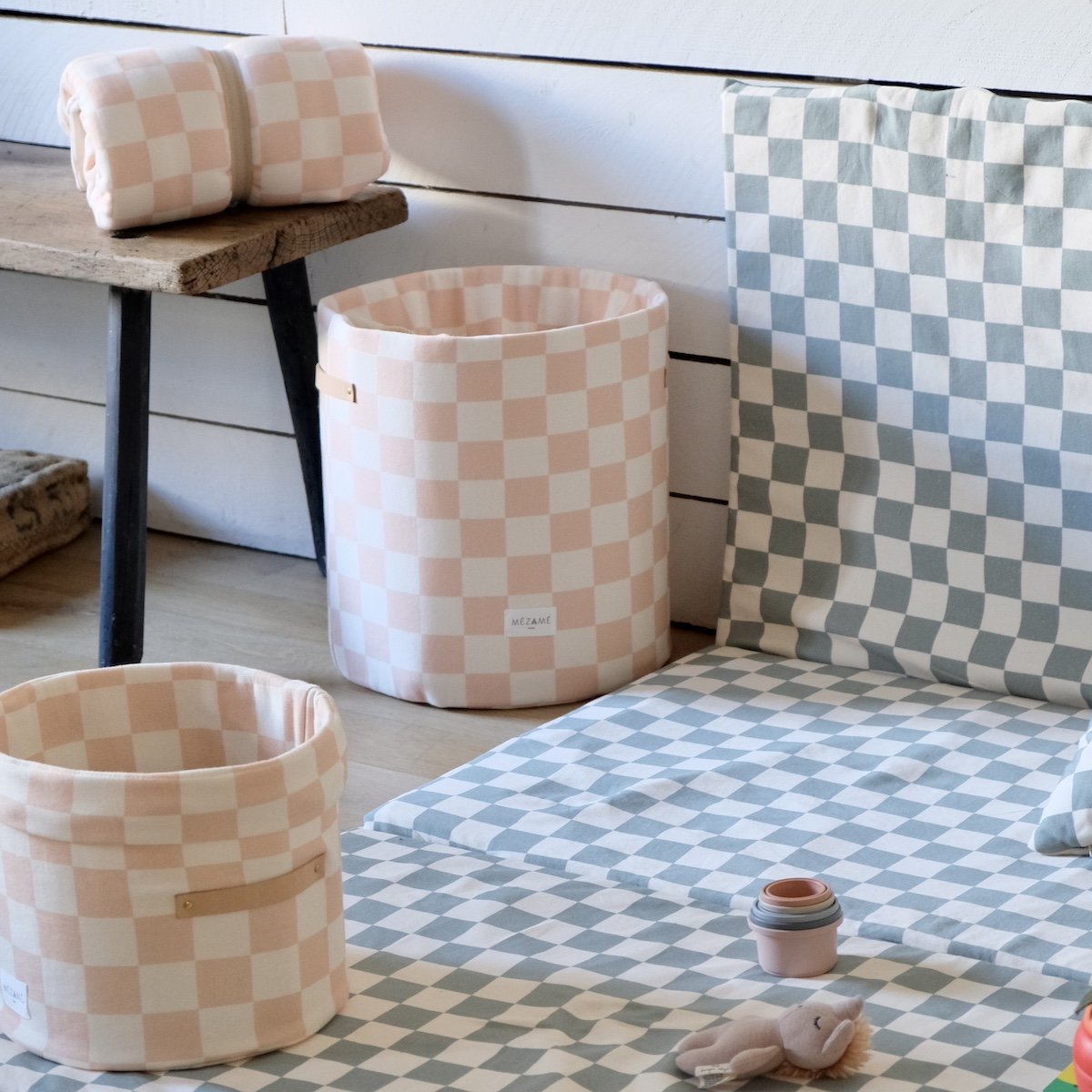 grand format panier de rangement jouets chambre bébé enfant damier rose 