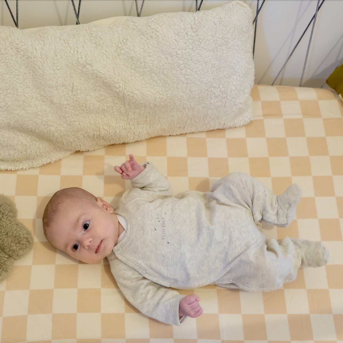 drap de lit enfant bébé jersey tout doux  damier rose