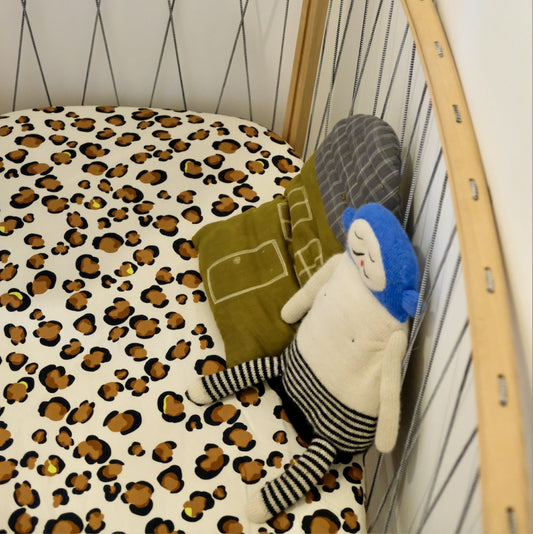 drap housse enfant bébé motif leopard