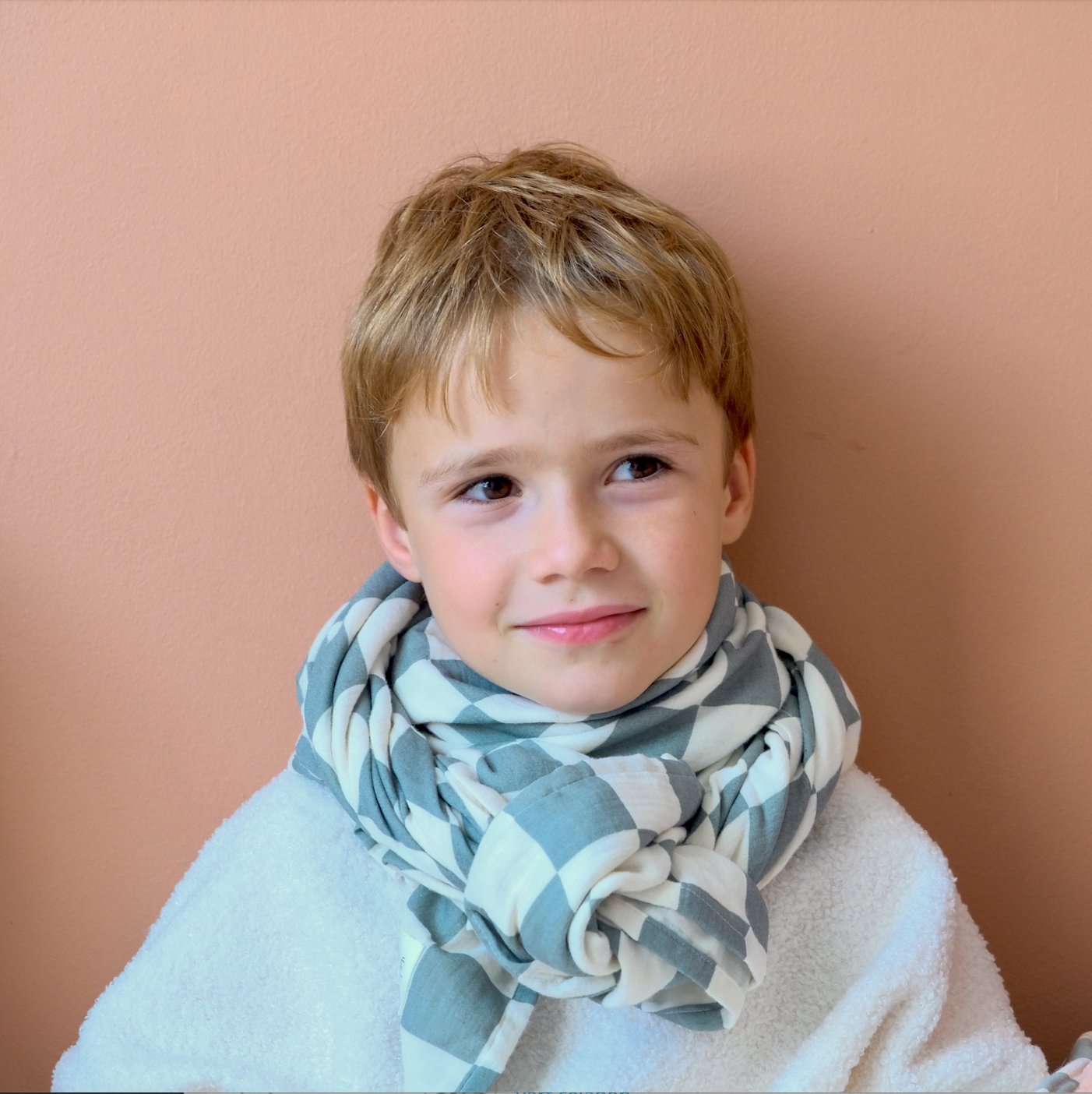 maxi lange gaze de coton indispensable maternité cadeau de naissance imprimé damier vert