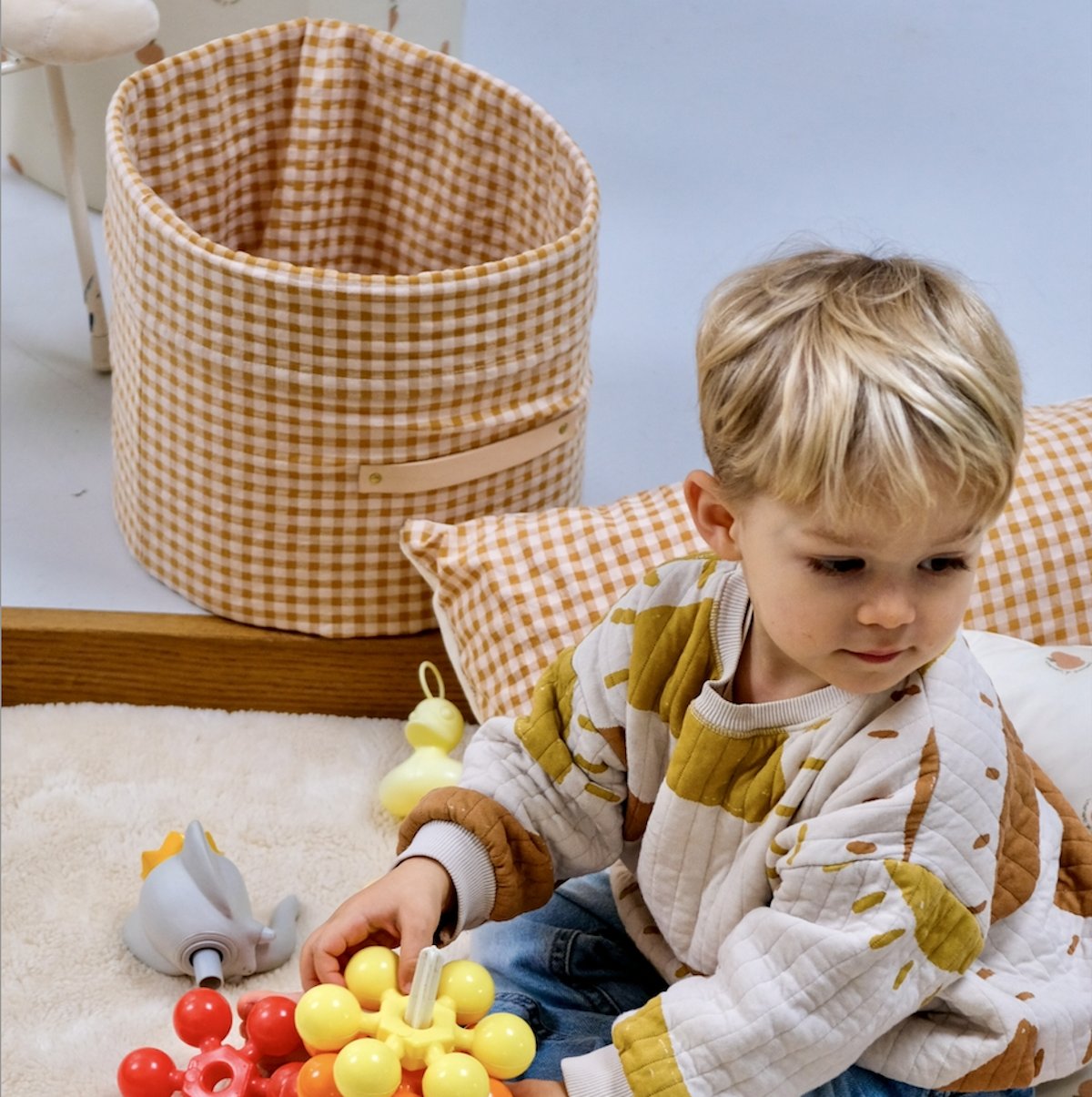 petit panier rangement jouets bebe enfant vichy colori caramel 