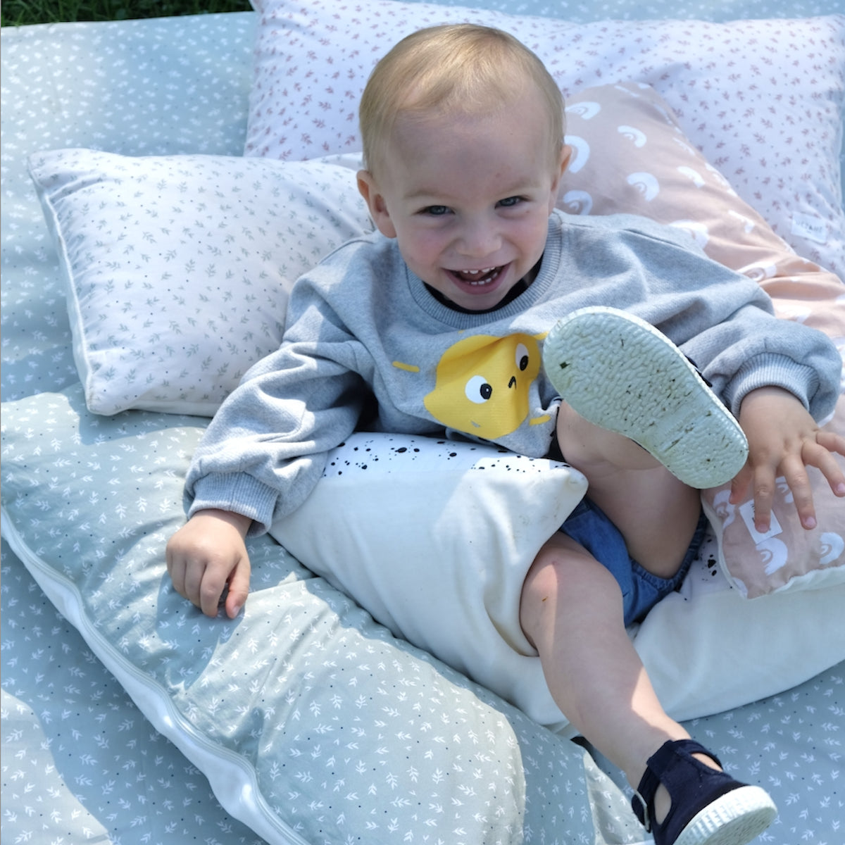coussin douillet enfant coloris sauge