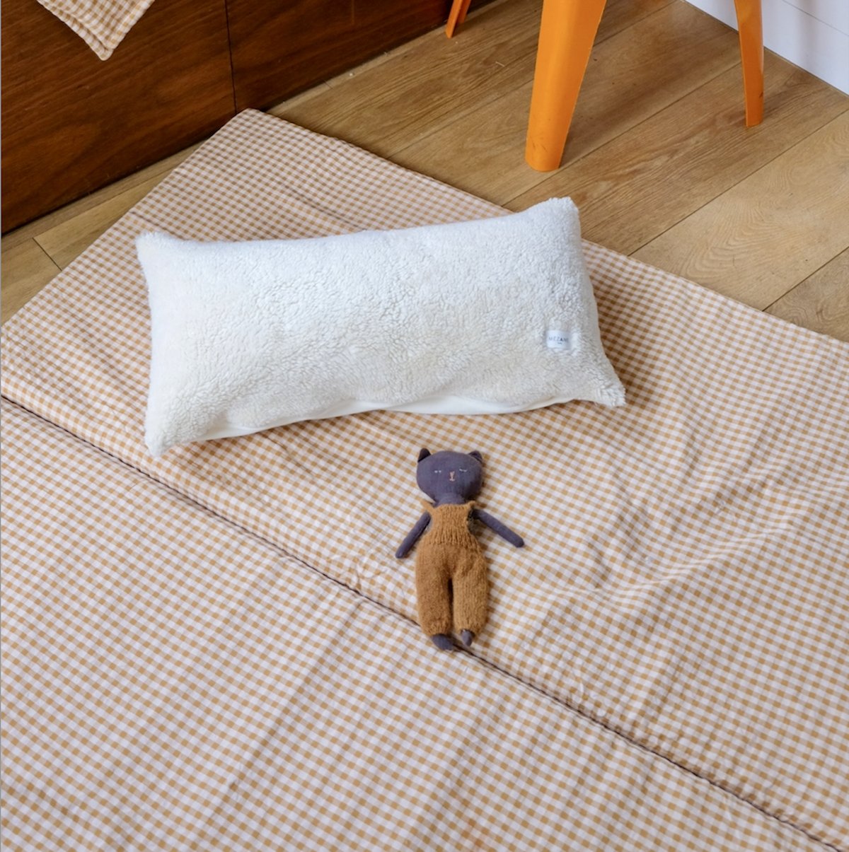 coussin tout doux moumoute