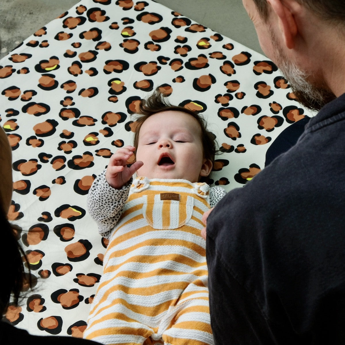 tapis de motricite et d eveil leopard