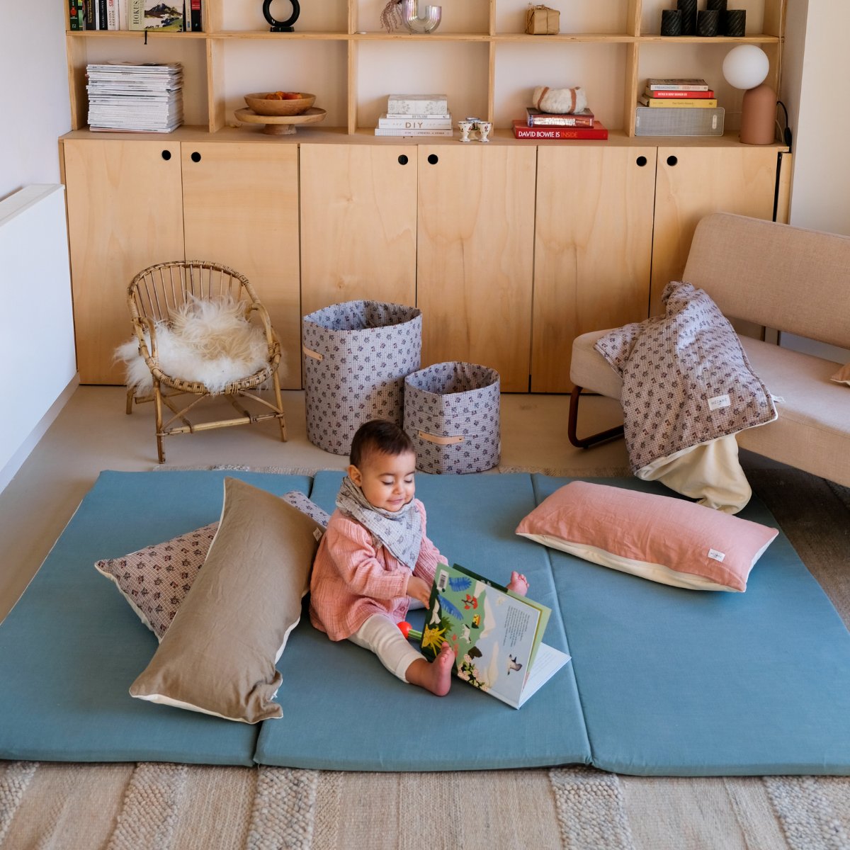 tapis d eveil motricite et jeux bebe enfant grand format XXL uni vert baltique 
