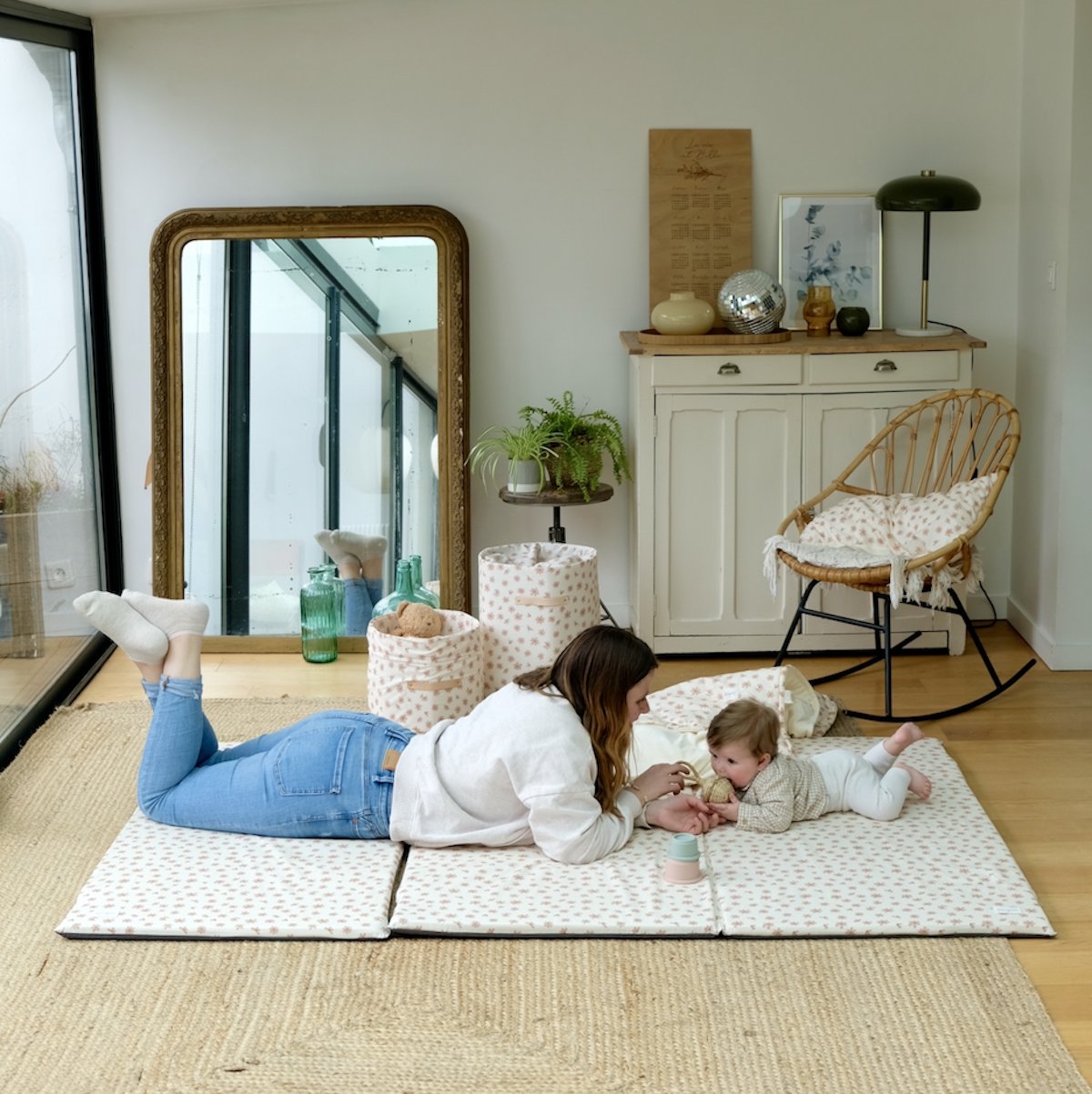 tapis d'eveil  et jeux grand format bébé enfant fleuri 