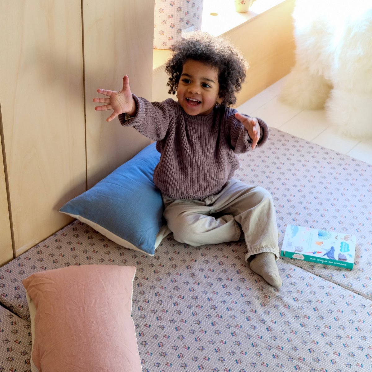 tapis d'eveil motricite et jeux bebe enfant  XXL motif fleurs et carreaux