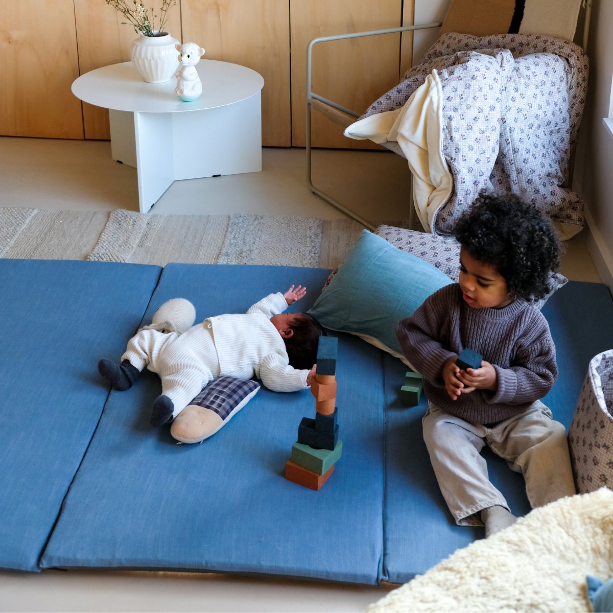 tapis d eveil  motricite et jeux bebe enfant grand format XXL uni bleu