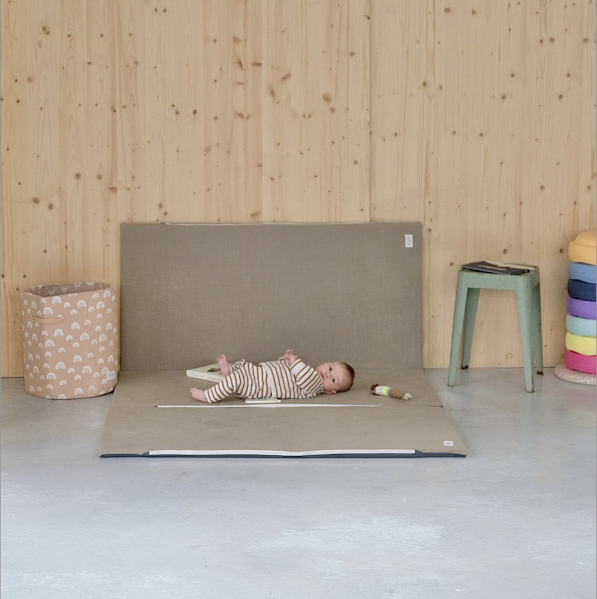 tapis d eveil  motricite et jeux bebe enfant  XXL imprime uni kaki olive