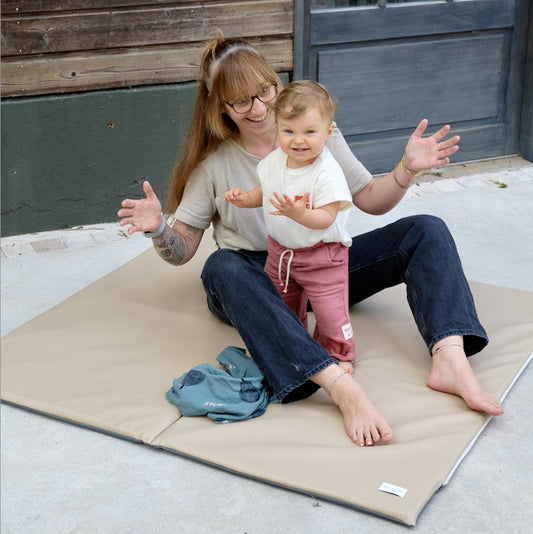 tapis d eveil waterproof  bebe enfant 
waterproof uni beige sesame