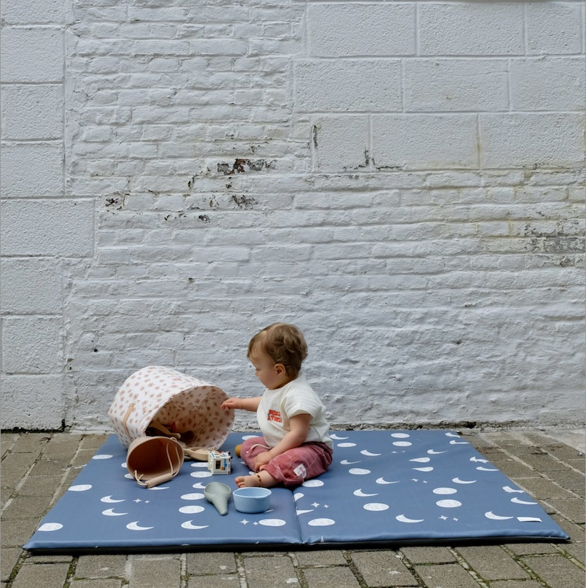 tapis d eveil bebe enfant  waterproof imprimé lune bleu to the moon