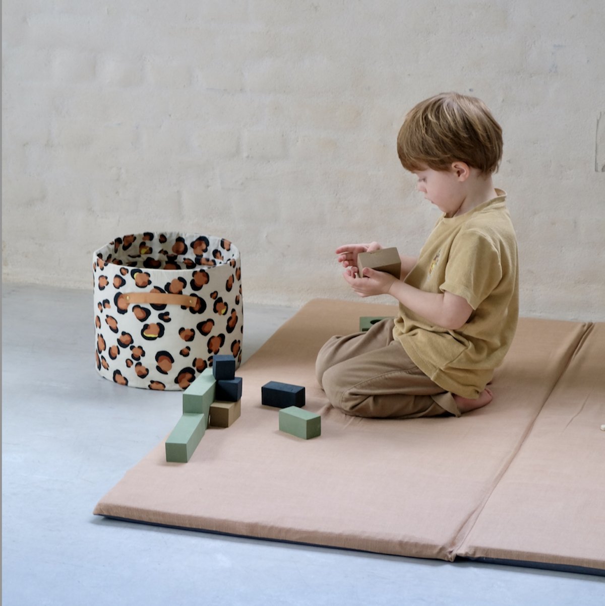 tapis d'éveil et motricité et jeux bebe enfant grand format XXL uni cassonade