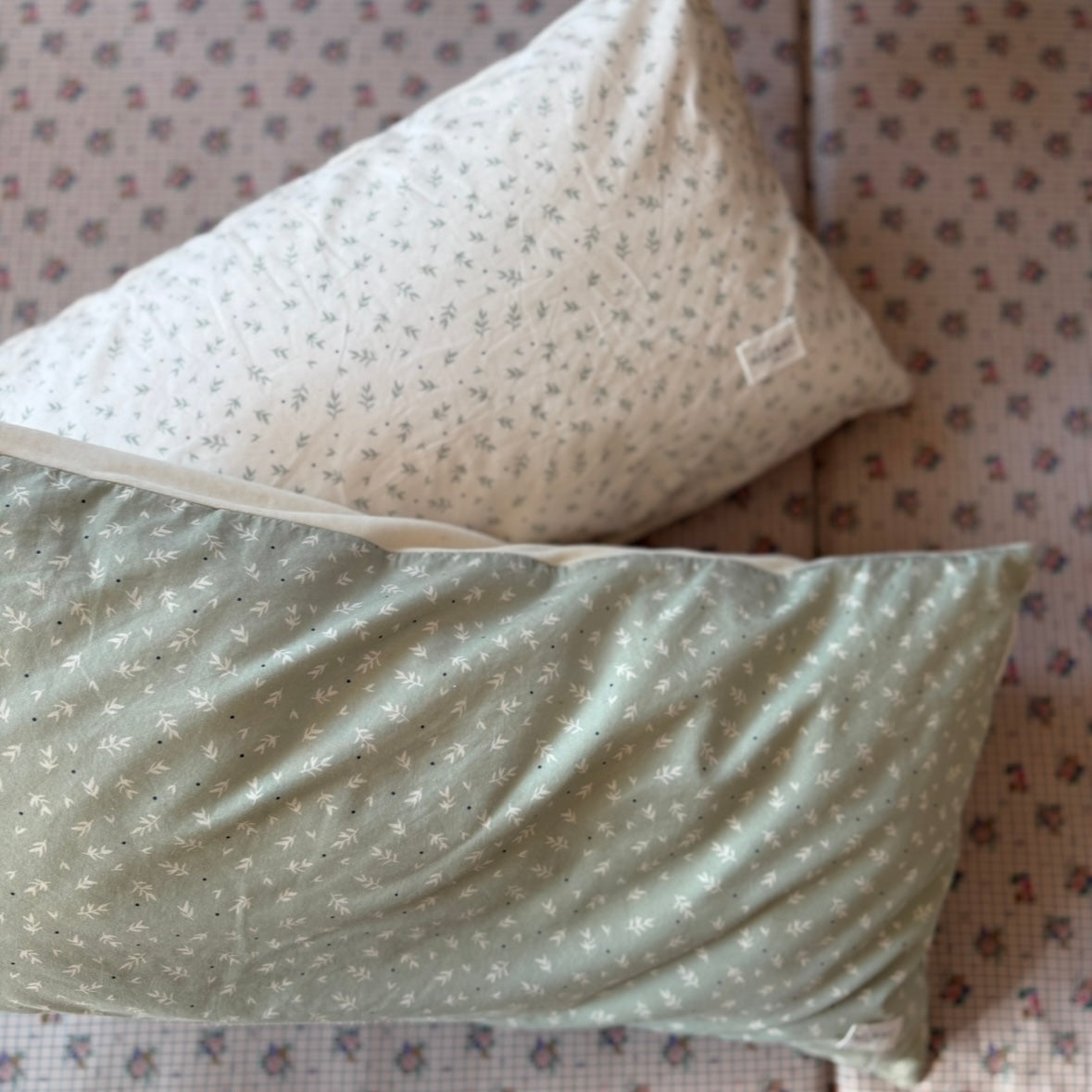 coussin vert sauge doux 