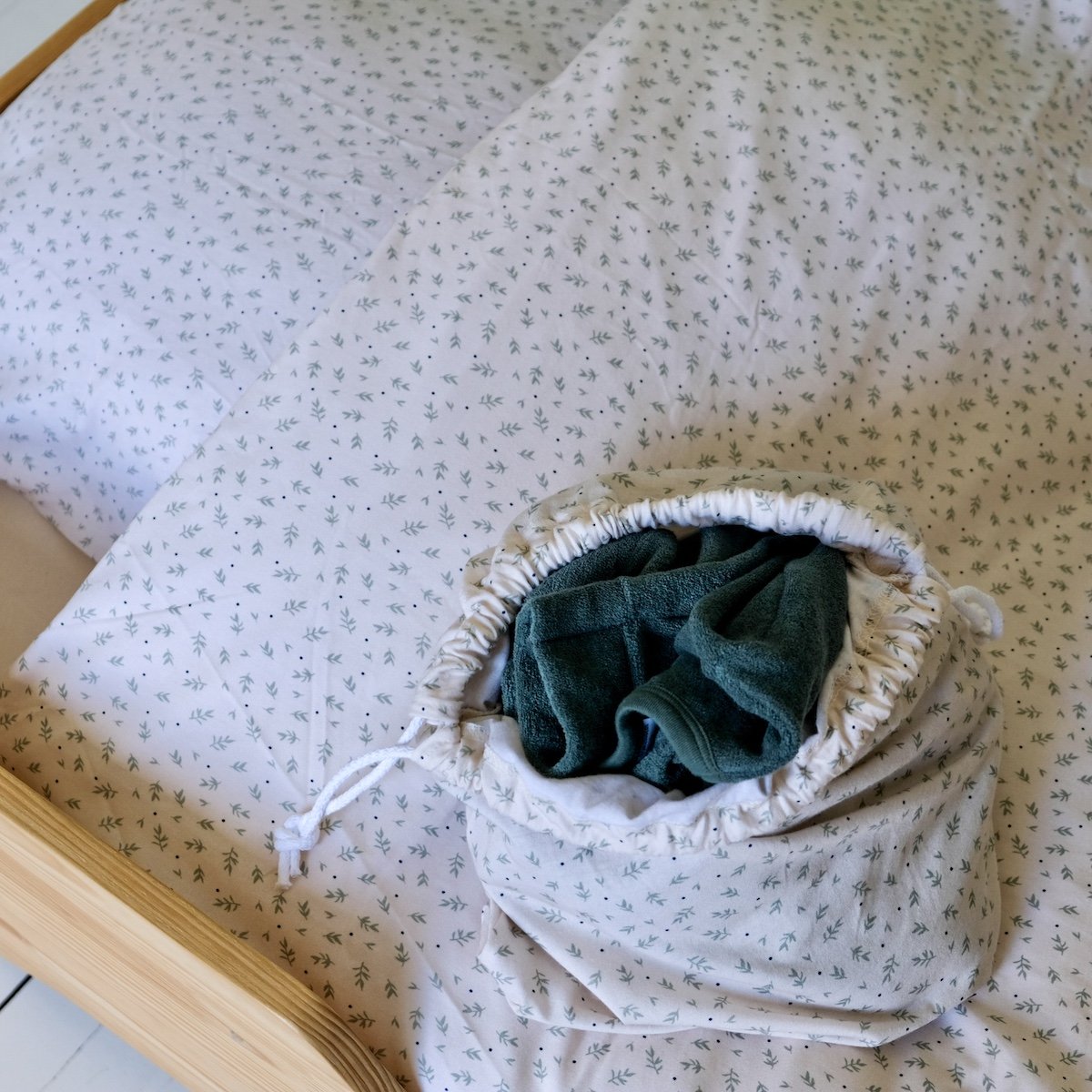 parure linge de lit jersey tout confort sommeil parfait cueillette milk pochon pyjama